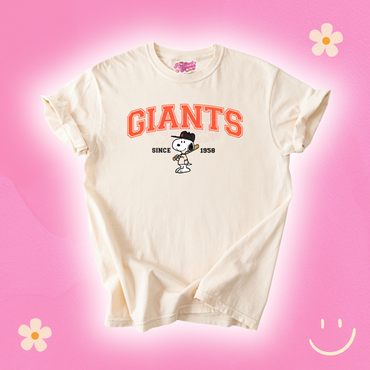 Giants x Snoopy Comfort Colors T-shirt